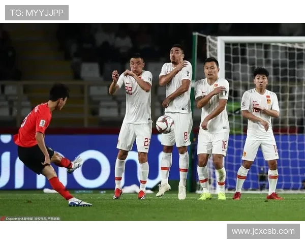 杭州飞盘队与成都飞盘队赛后复盘分析团队配合与战术执行的关键因素